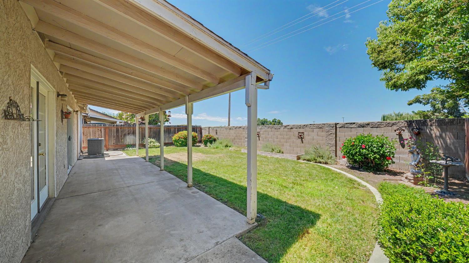 2817 Mozart Dr, Modesto, CA 95358