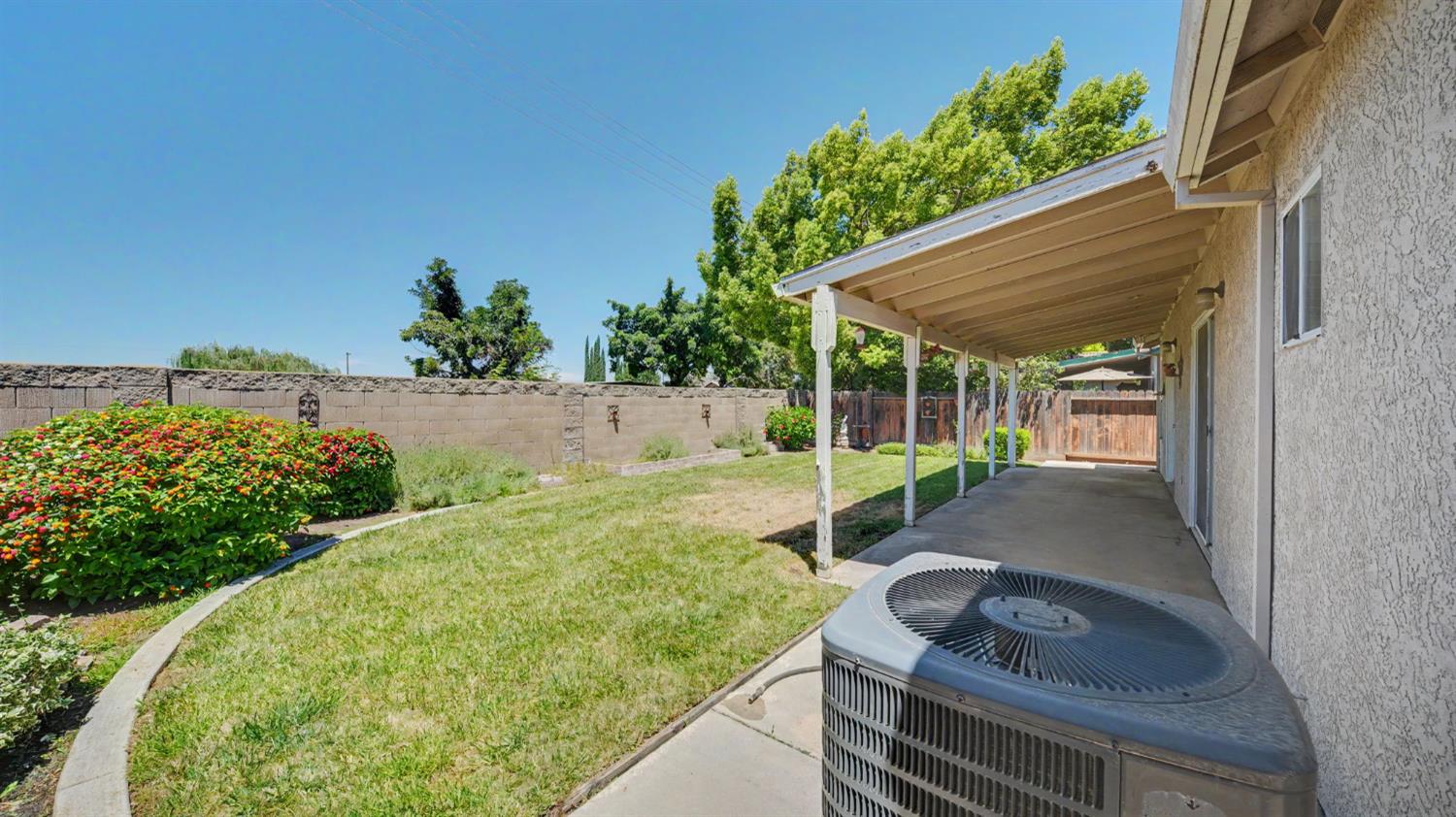 2817 Mozart Dr, Modesto, CA 95358