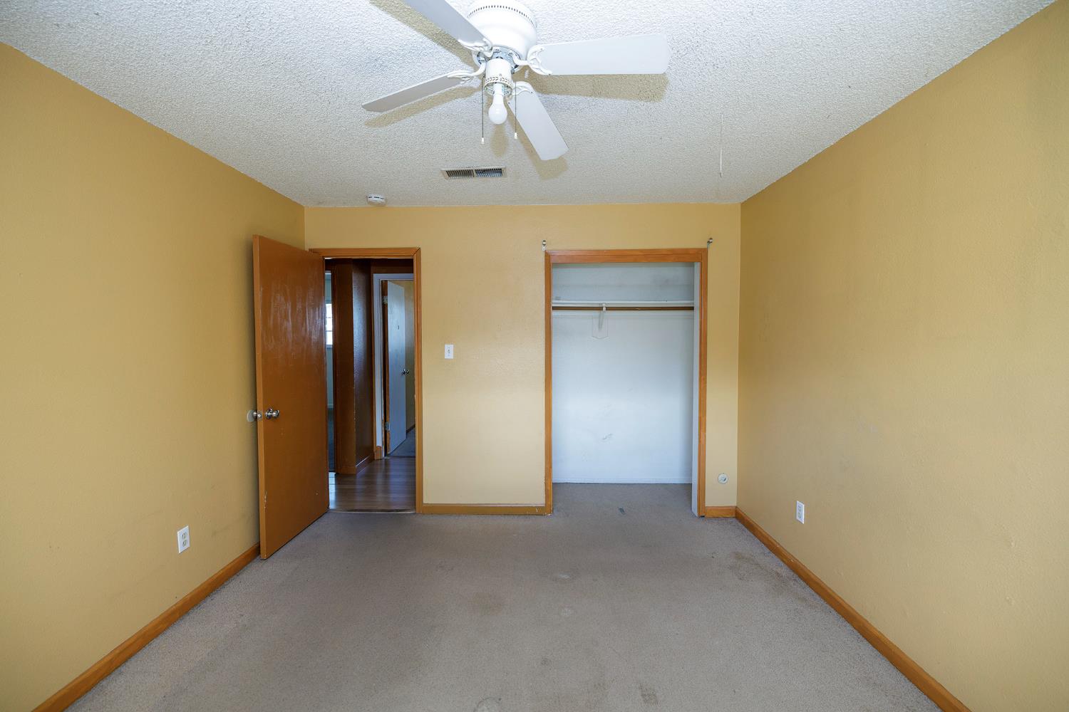 1813 Butternut Ct, Modesto, CA 95355