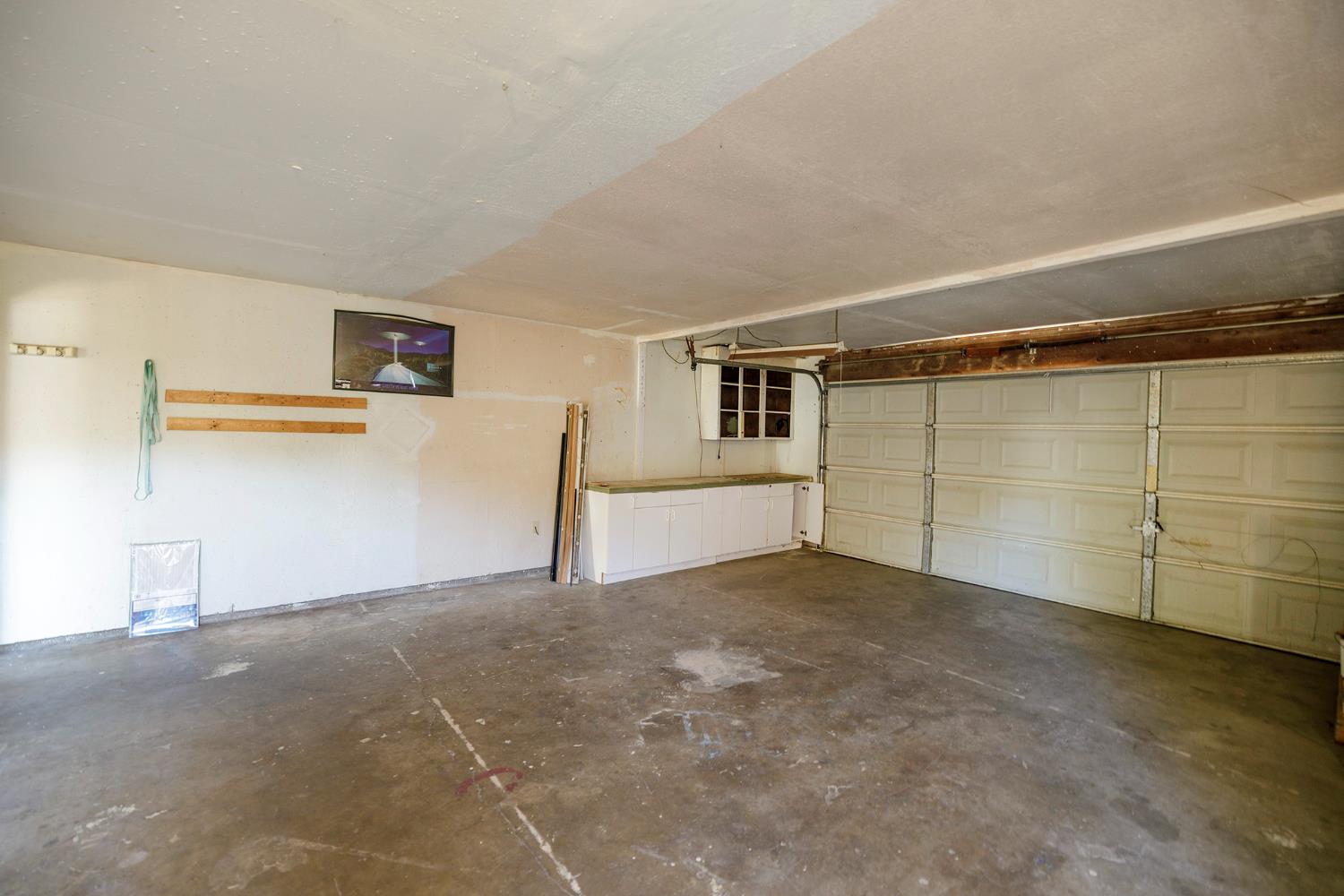1813 Butternut Ct, Modesto, CA 95355