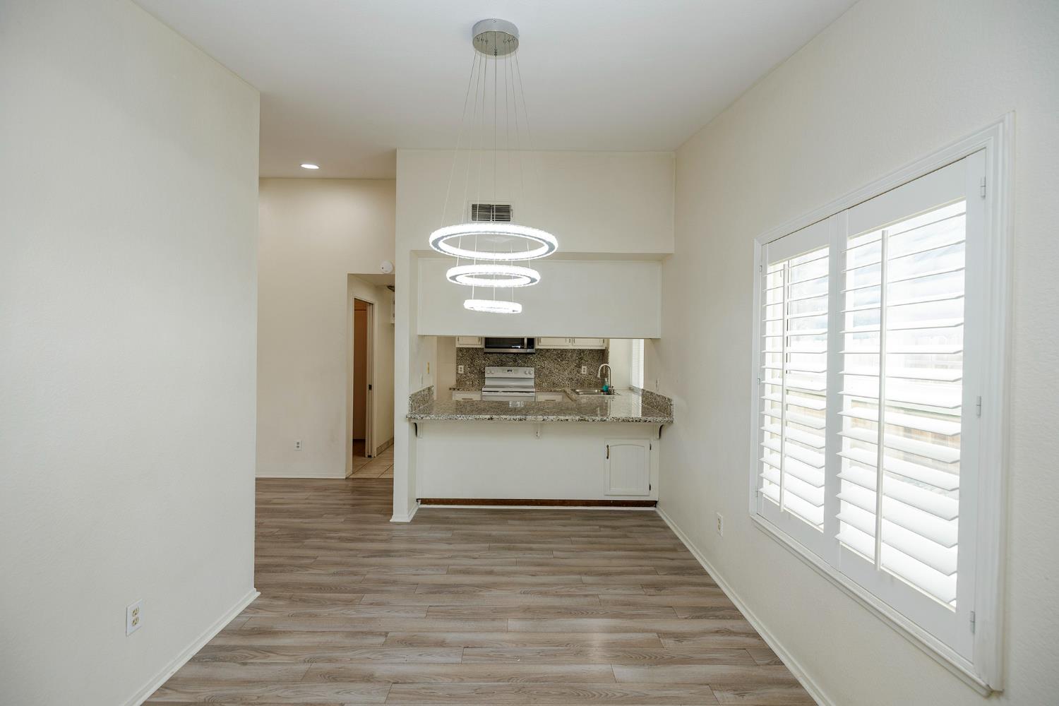 2017 Star Oak Ave, Modesto, CA 95355