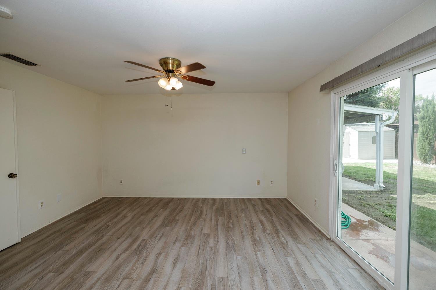 2017 Star Oak Ave, Modesto, CA 95355