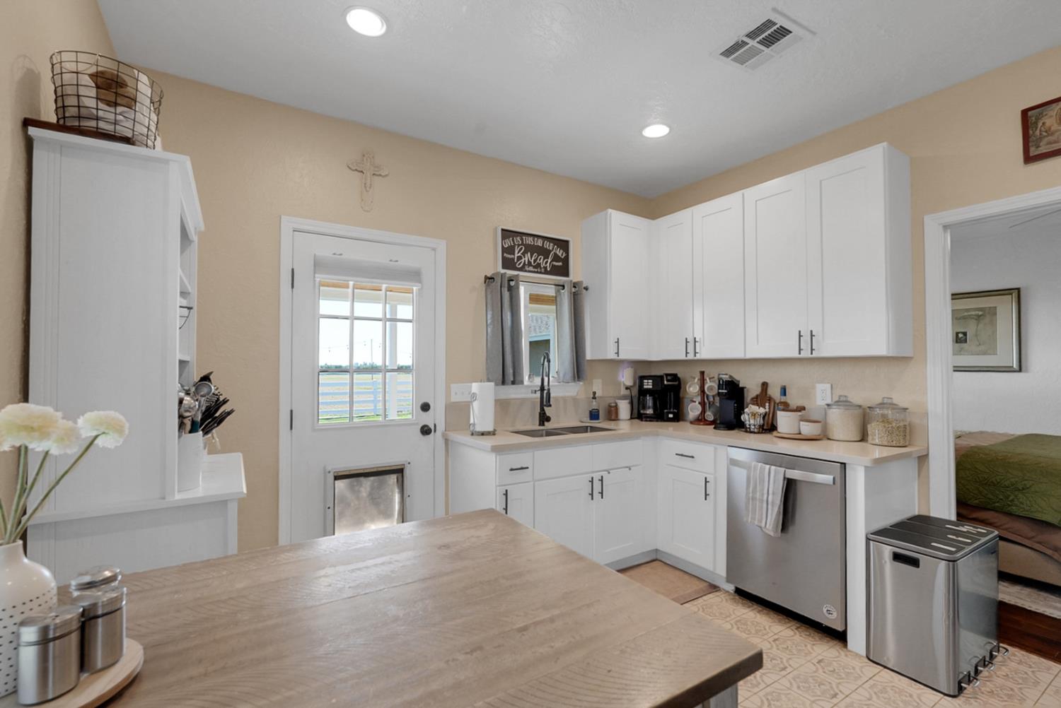 609 E Keyes Rd, Ceres, CA 95307