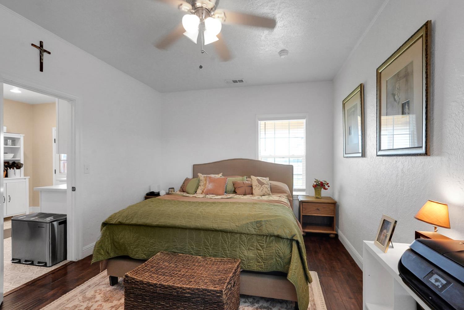 609 E Keyes Rd, Ceres, CA 95307