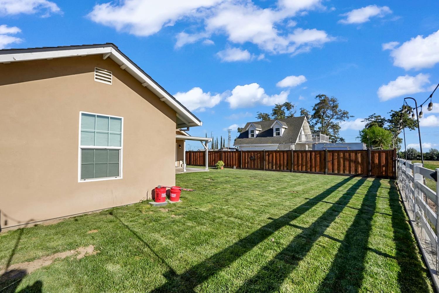 609 E Keyes Rd, Ceres, CA 95307