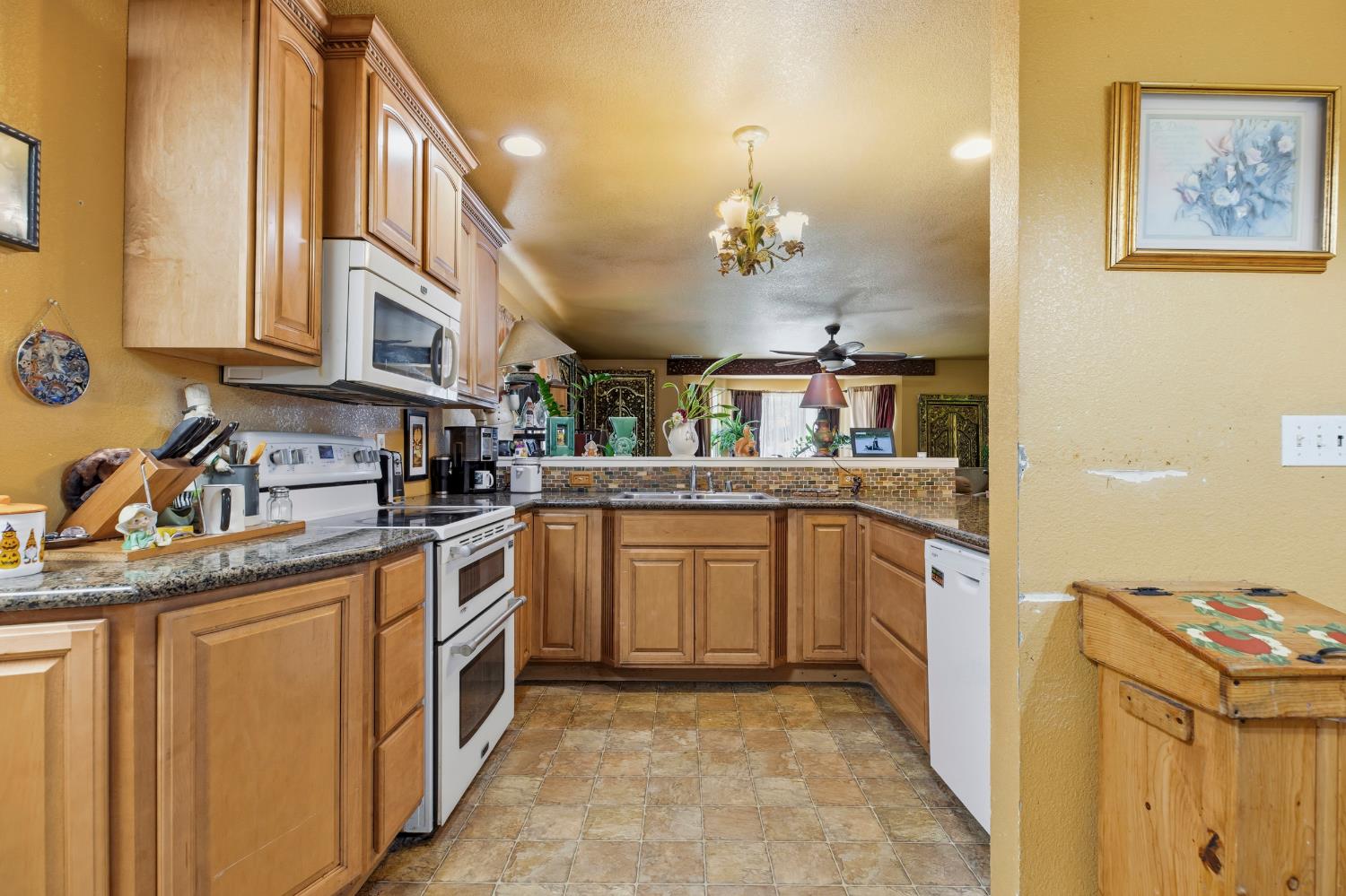2509 Jasmin Ave, Modesto, CA 95350