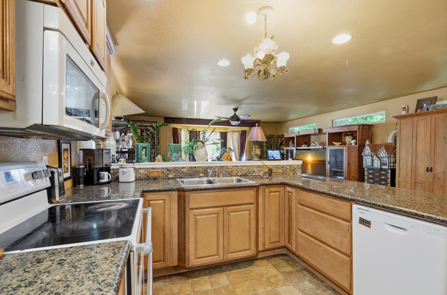 2509 Jasmin Ave, Modesto, CA 95350