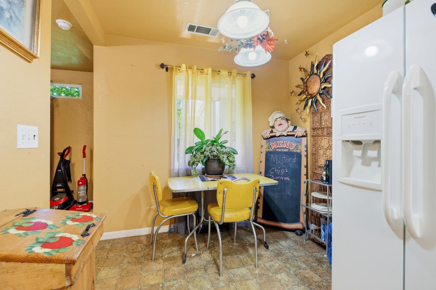 2509 Jasmin Ave, Modesto, CA 95350