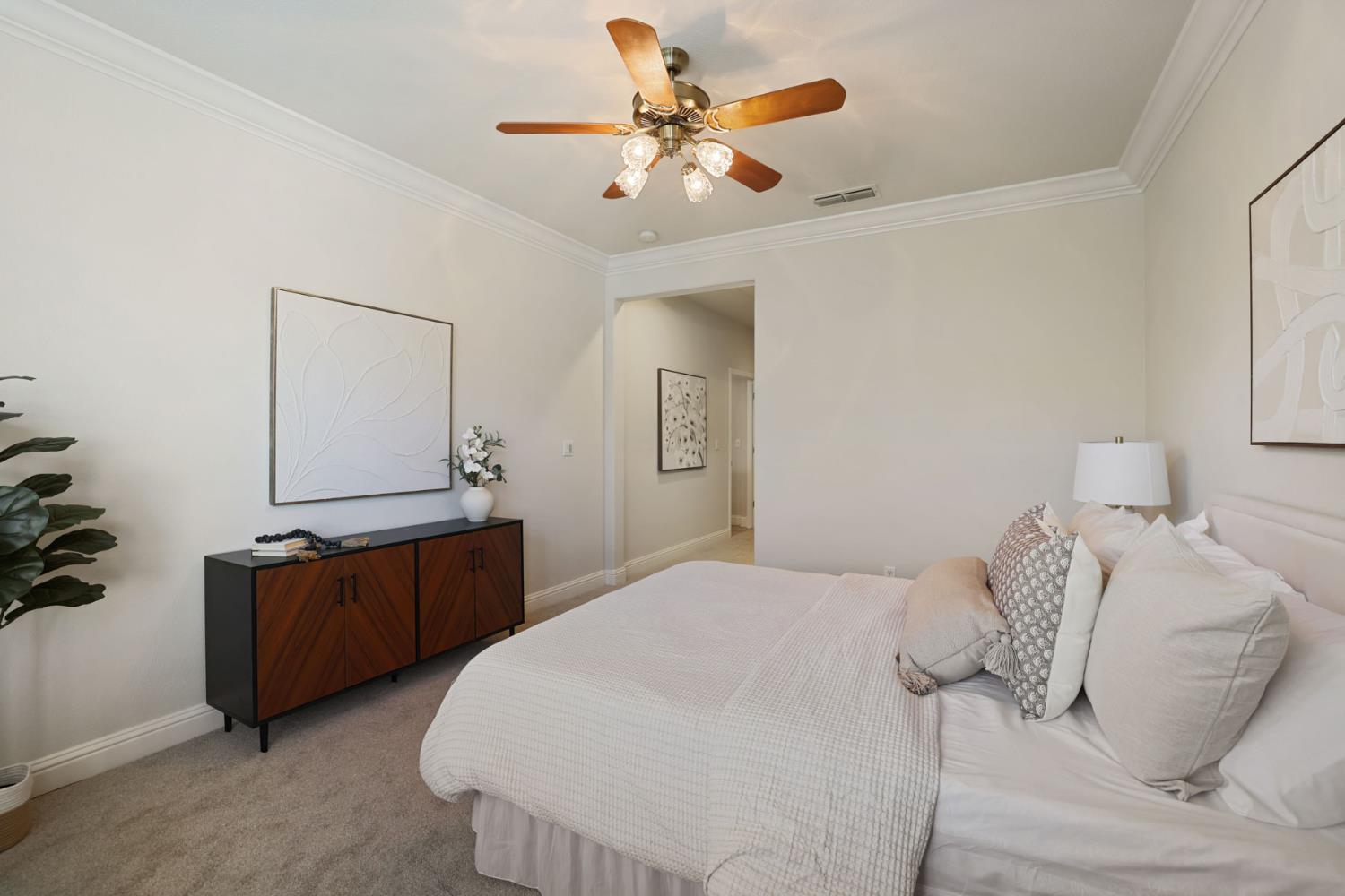 2314 Shadow Berry Dr, Manteca, CA 95336