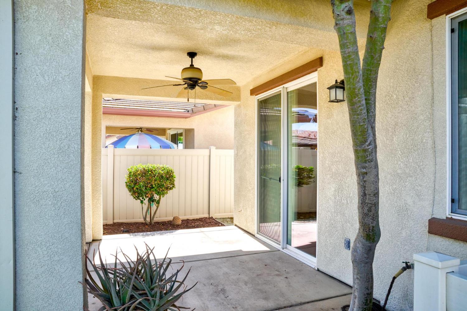 2314 Shadow Berry Dr, Manteca, CA 95336