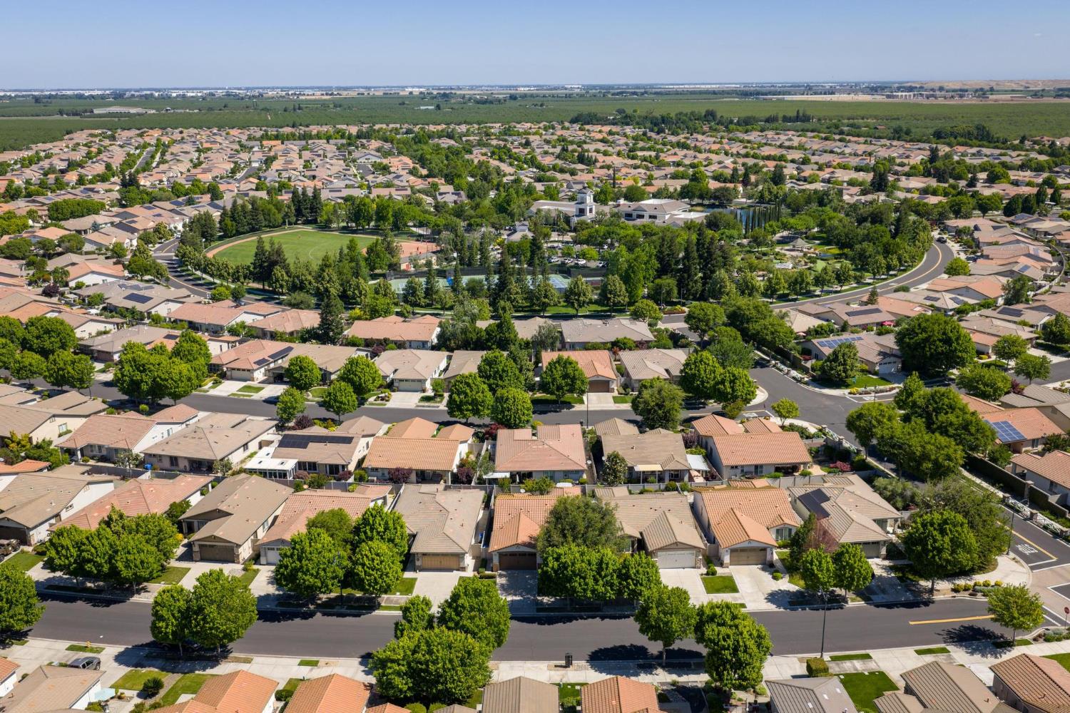 2314 Shadow Berry Dr, Manteca, CA 95336