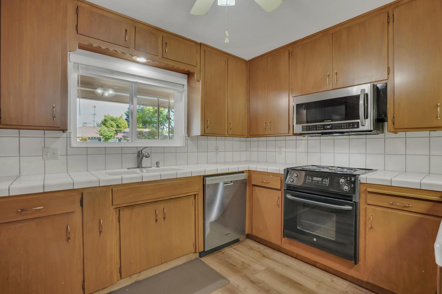 1125 Linn Ct, Turlock, CA 95380