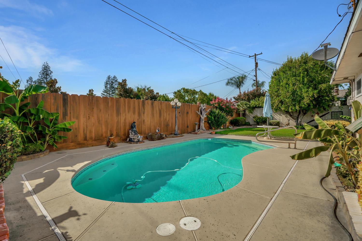 1125 Linn Ct, Turlock, CA 95380
