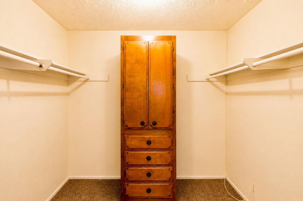 6308 N Lead Ave, Fresno, CA 93711