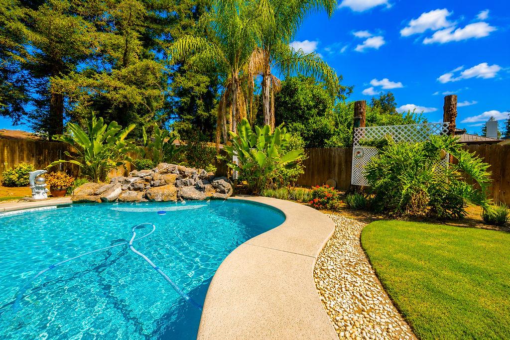 6308 N Lead Ave, Fresno, CA 93711