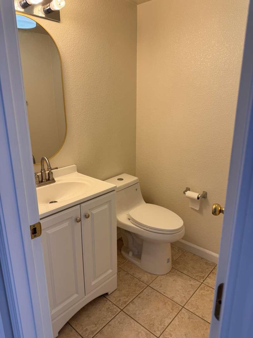 2020 Hickory Ct, Modesto, CA 95356