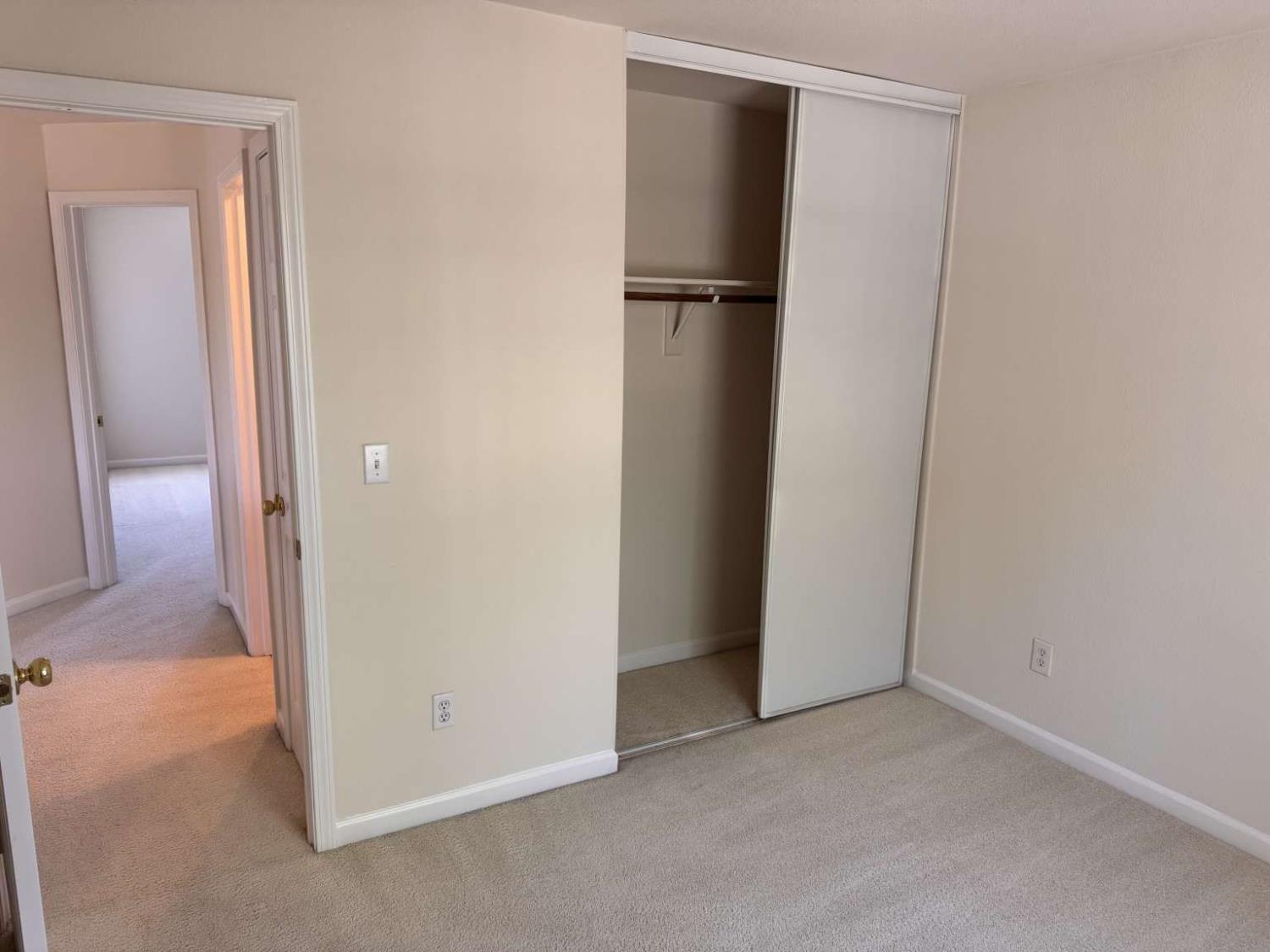 2020 Hickory Ct, Modesto, CA 95356
