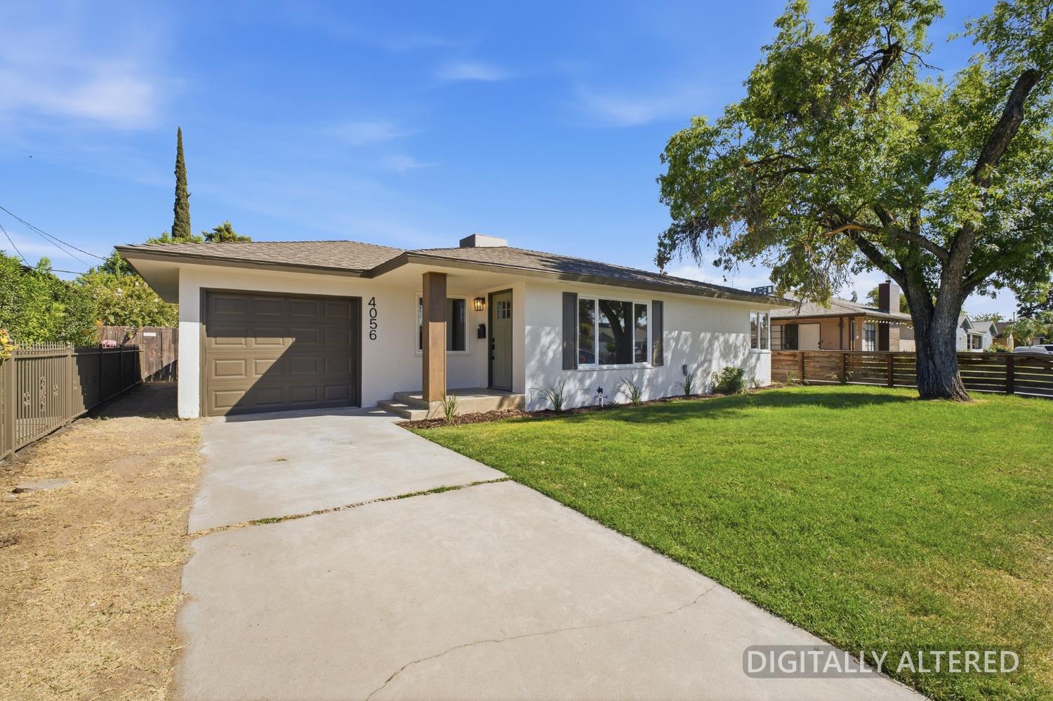 4056 E Brentwood Ave, Fresno, CA 93703