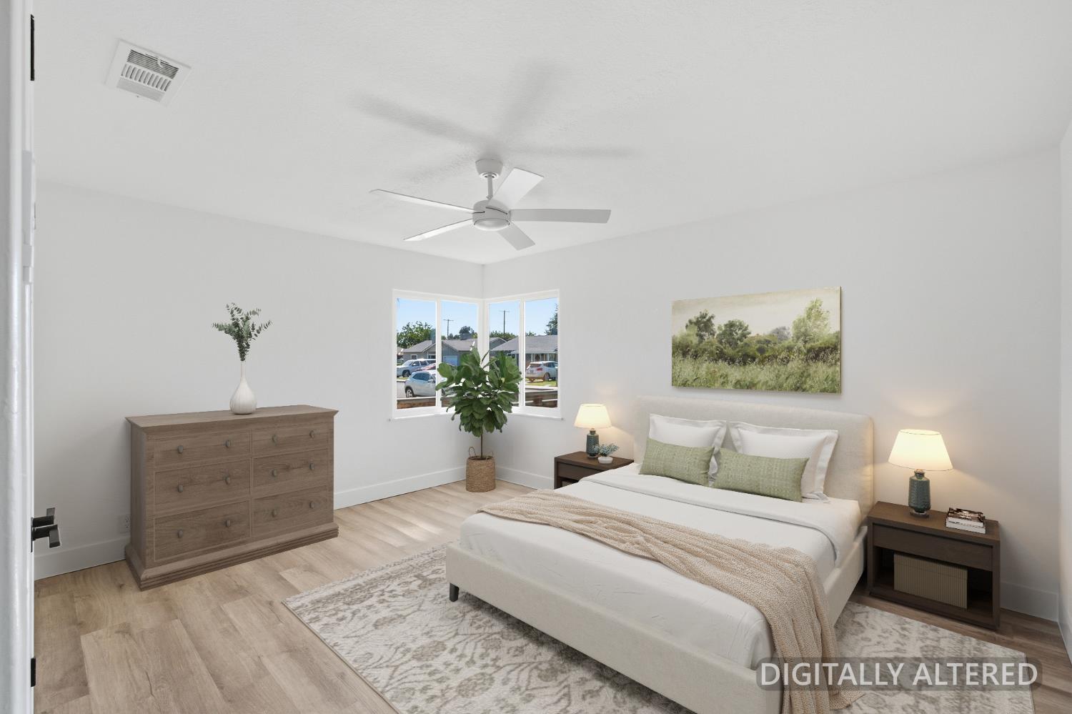 4056 E Brentwood Ave, Fresno, CA 93703