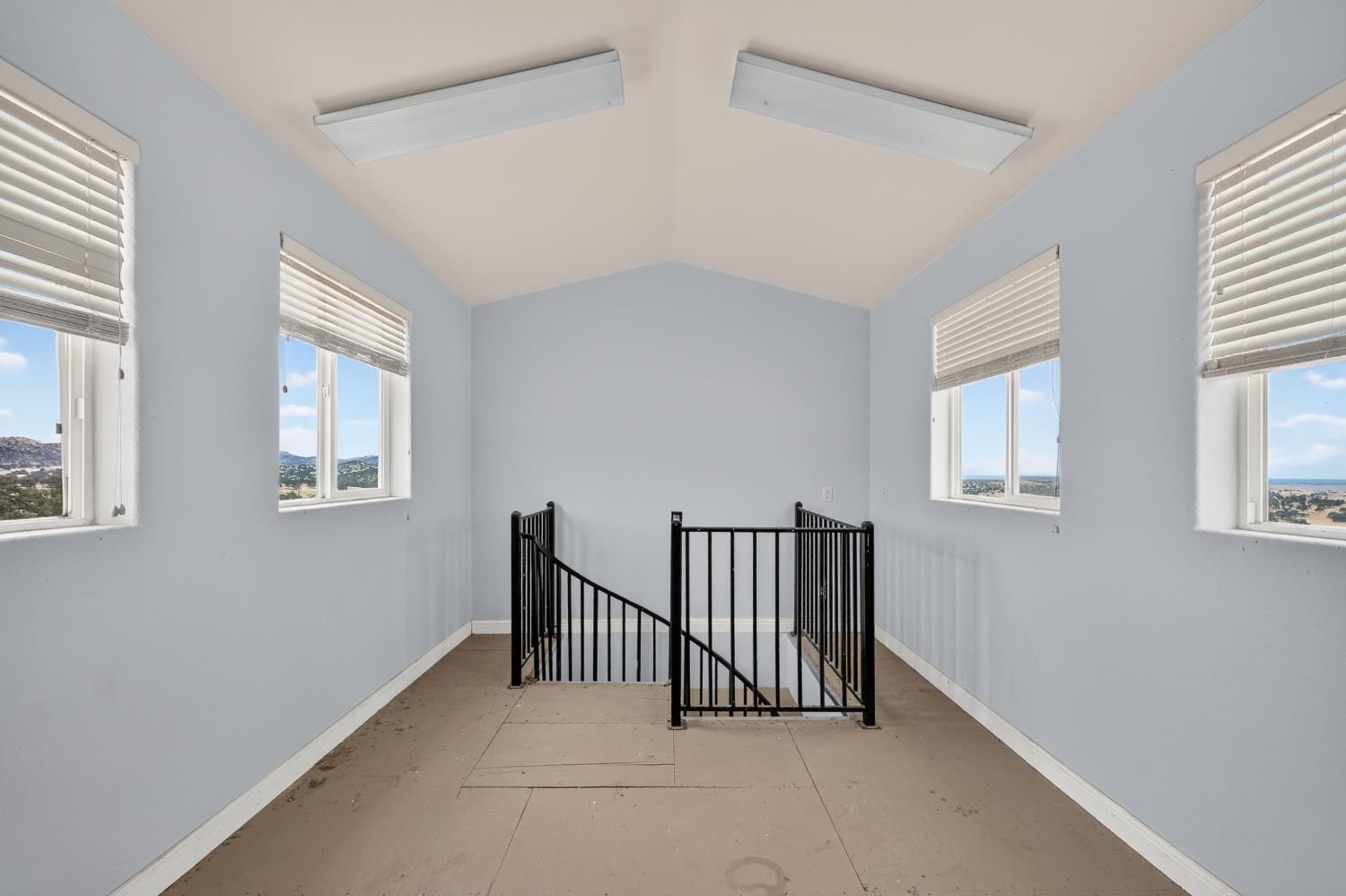 5102 Indian Gulch, Catheys Valley, CA 95306