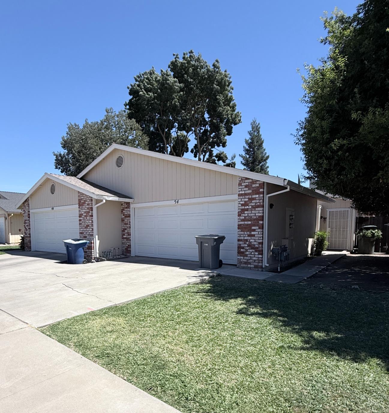 44 silverhorn, Merced, CA 95348