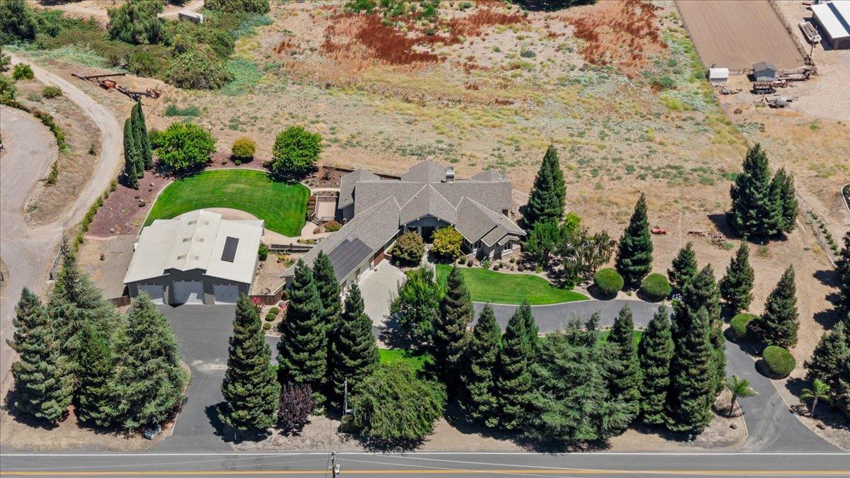 21992 21998 Mcbride Rd, Escalon, CA 95320