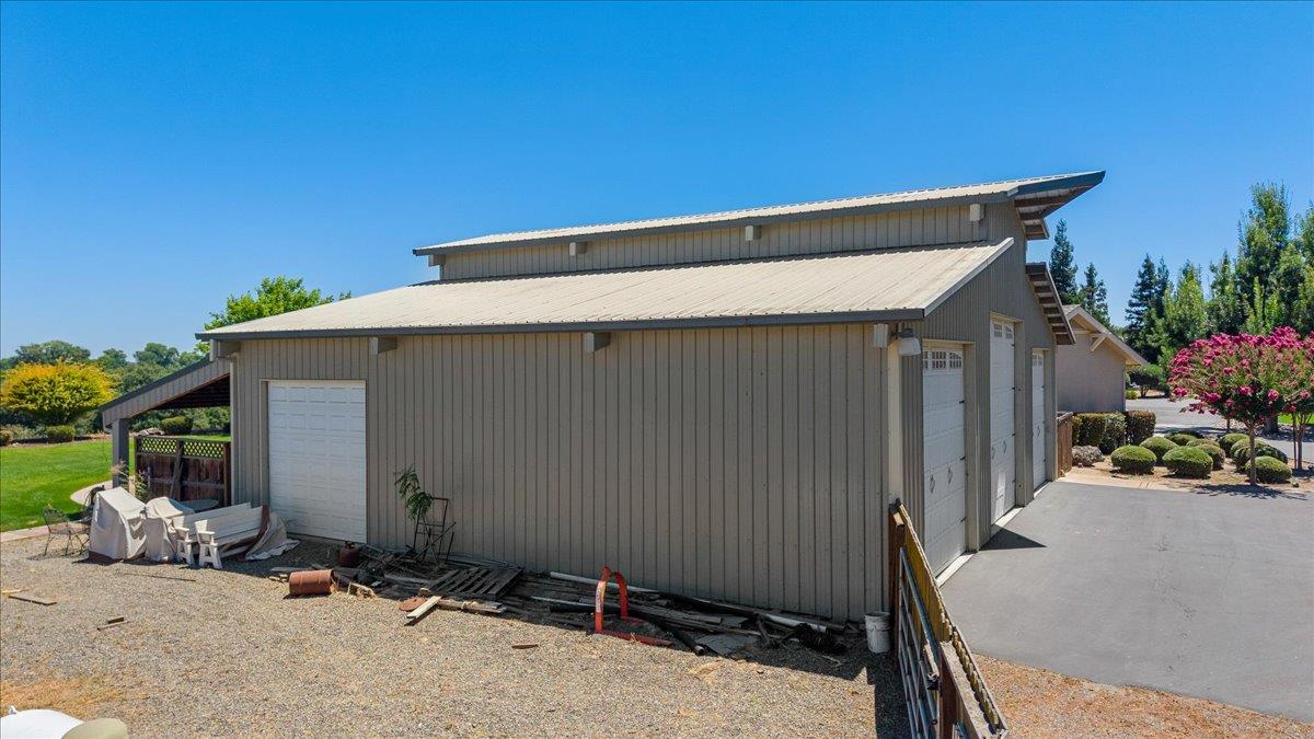 21992 21998 Mcbride Rd, Escalon, CA 95320
