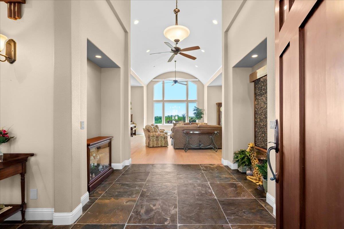 21992 21998 Mcbride Rd, Escalon, CA 95320