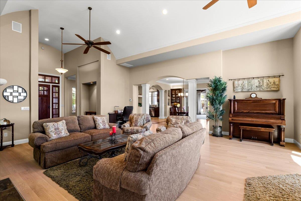 21992 21998 Mcbride Rd, Escalon, CA 95320