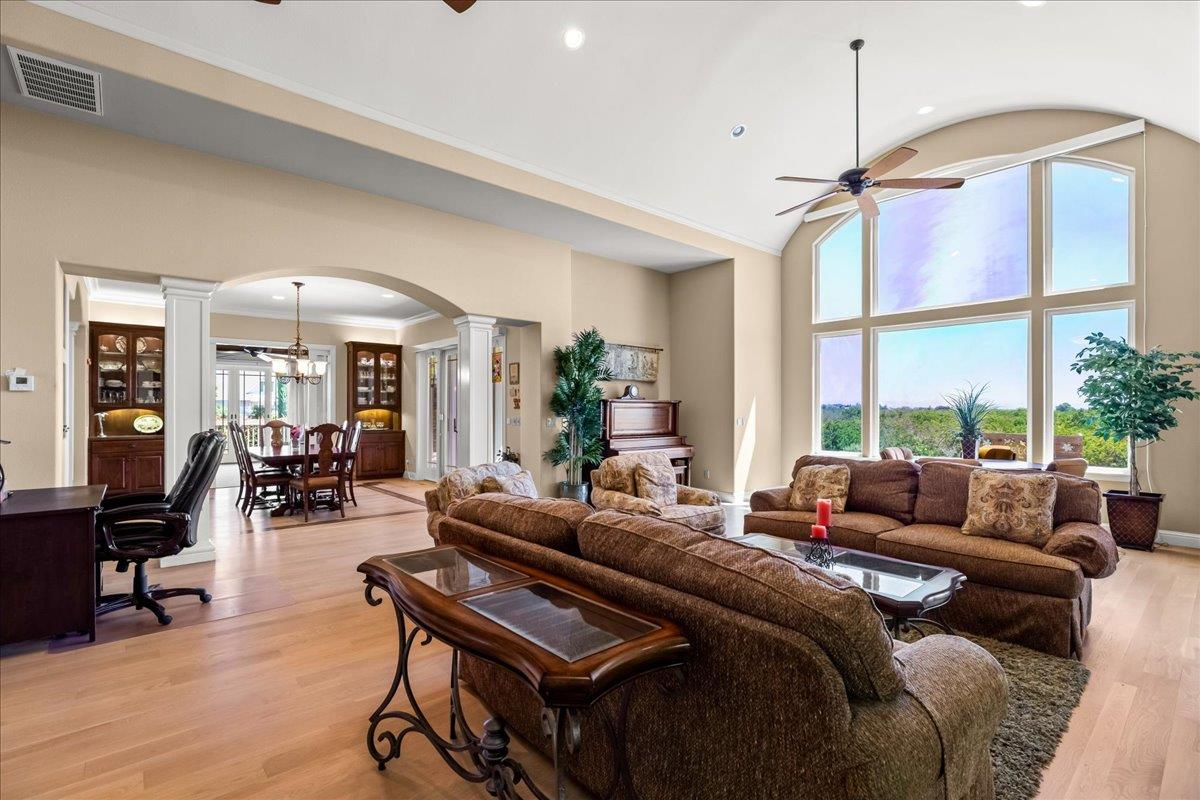 21992 21998 Mcbride Rd, Escalon, CA 95320