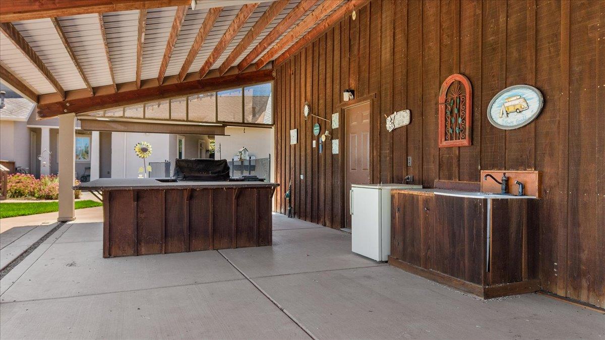 21992 21998 Mcbride Rd, Escalon, CA 95320