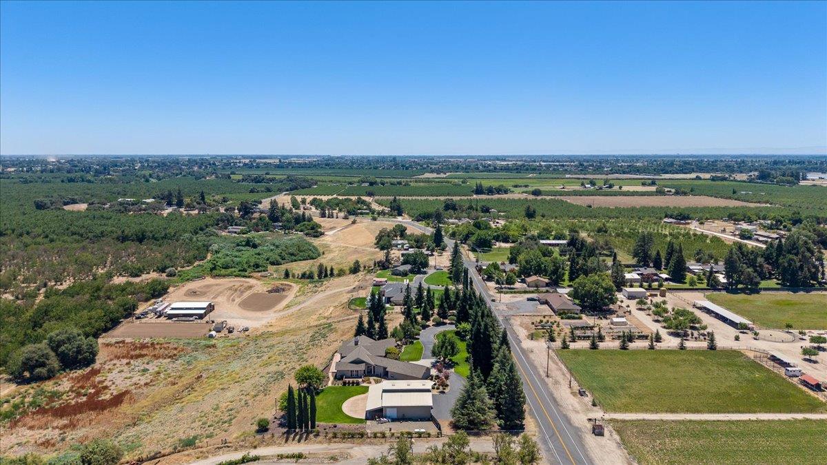 21992 21998 Mcbride Rd, Escalon, CA 95320