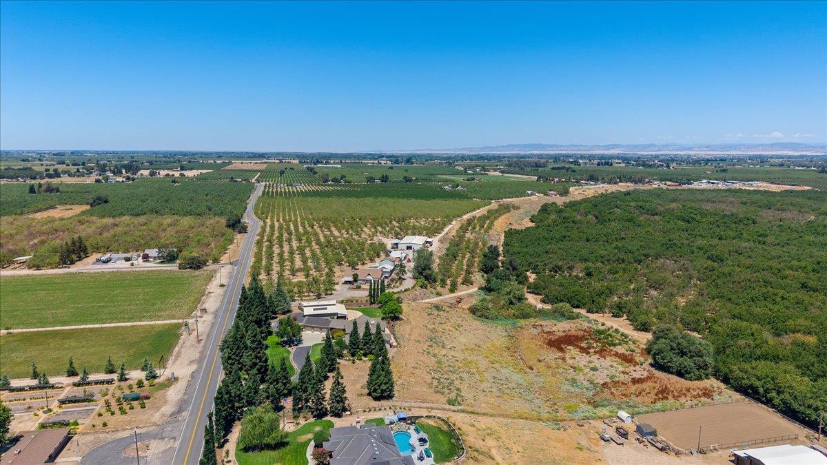 21992 21998 Mcbride Rd, Escalon, CA 95320