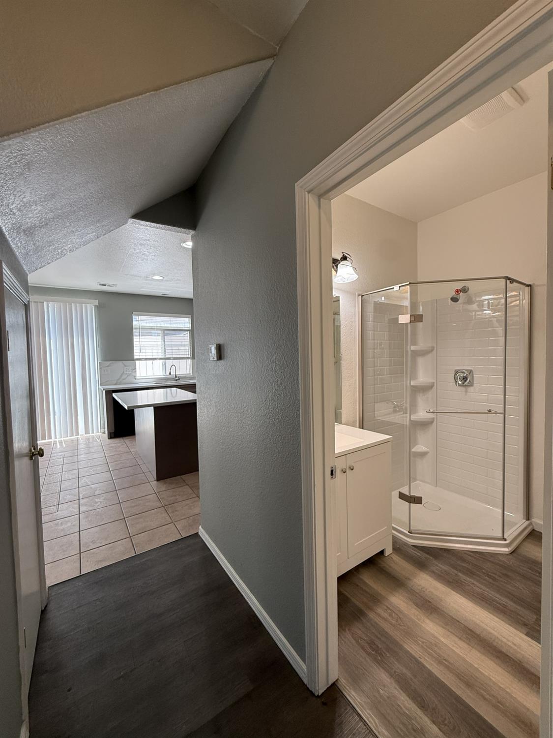 220 Cornerstone Way, Manteca, CA 95336