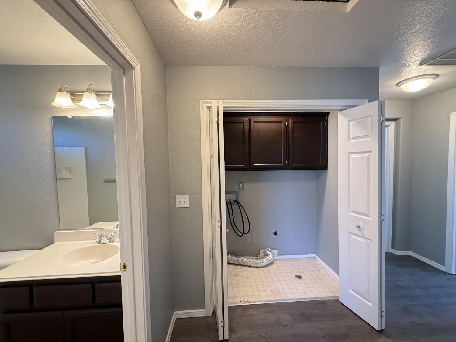 220 Cornerstone Way, Manteca, CA 95336