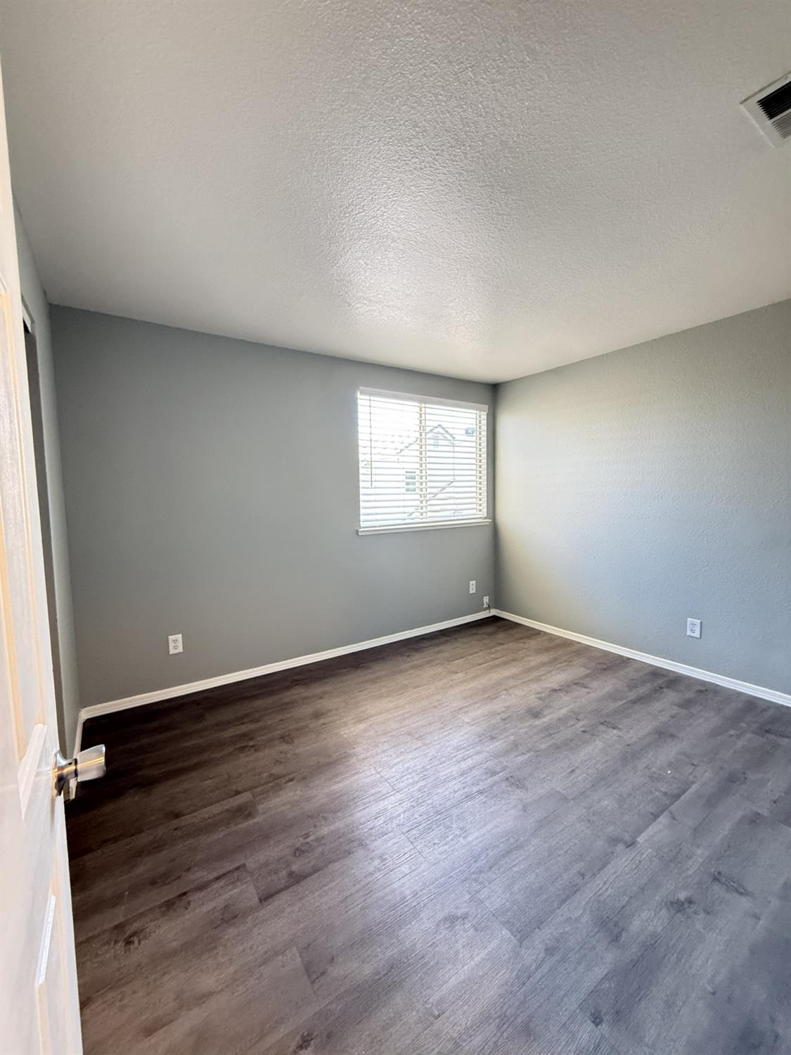 220 Cornerstone Way, Manteca, CA 95336