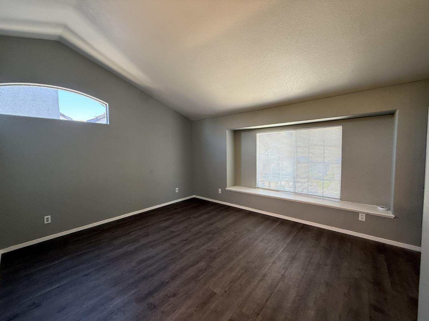 220 Cornerstone Way, Manteca, CA 95336