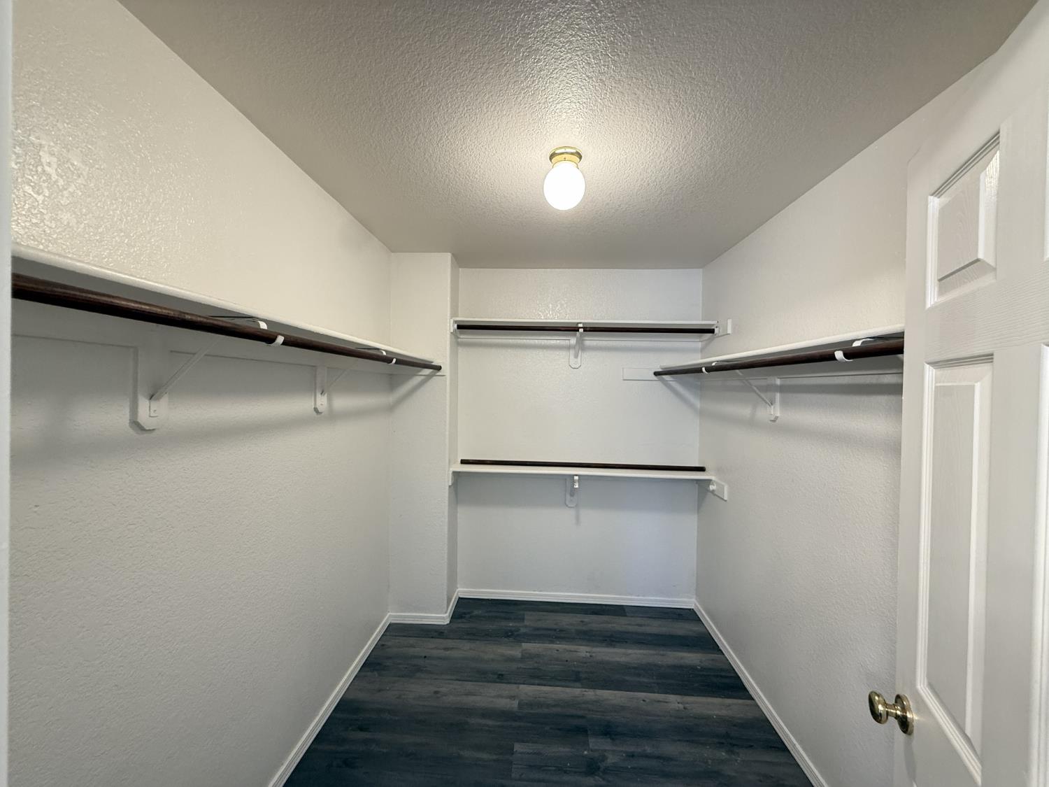 220 Cornerstone Way, Manteca, CA 95336