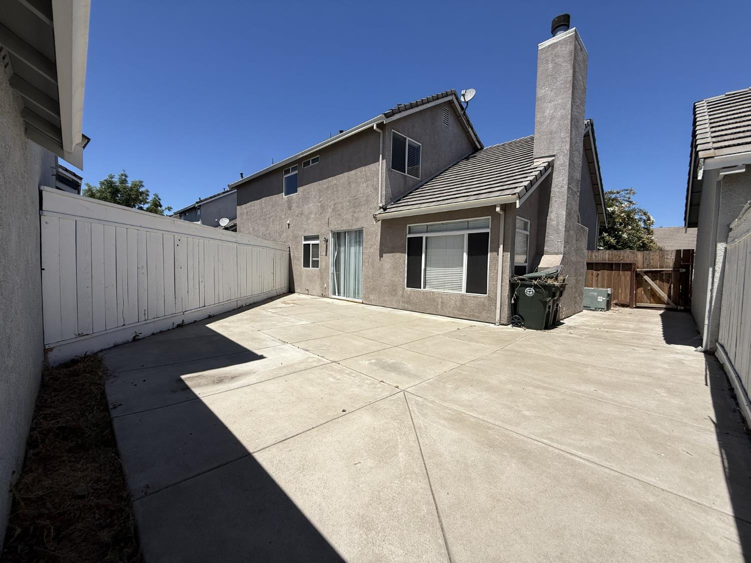 220 Cornerstone Way, Manteca, CA 95336