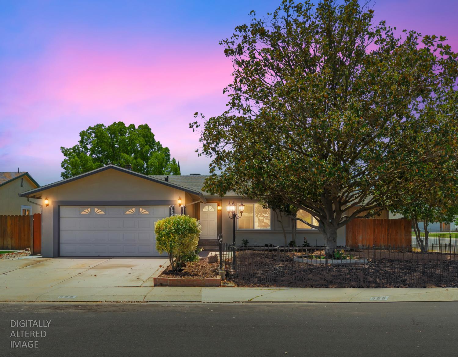 588 San Gabriel Ct, Manteca, CA 95336