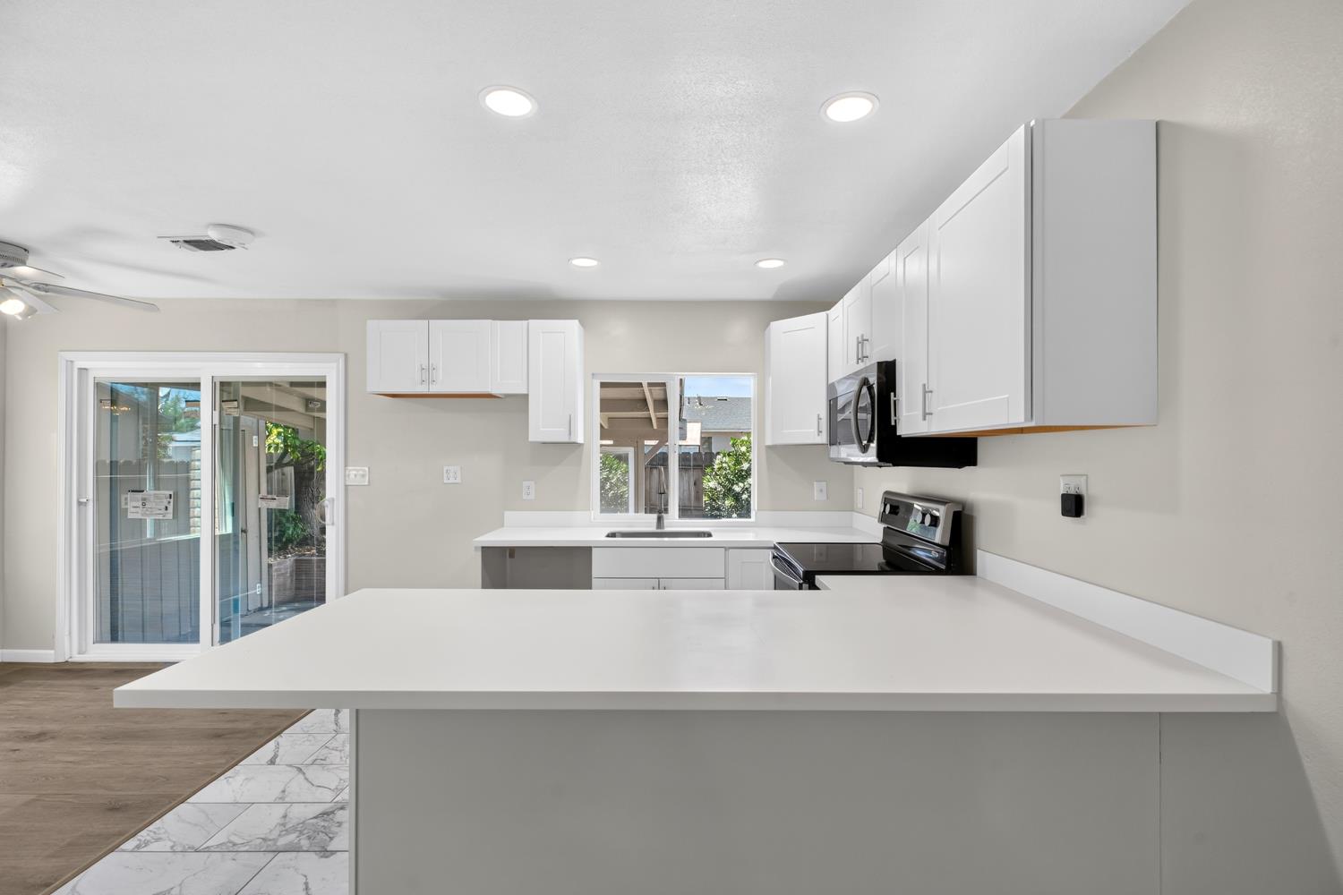 588 San Gabriel Ct, Manteca, CA 95336