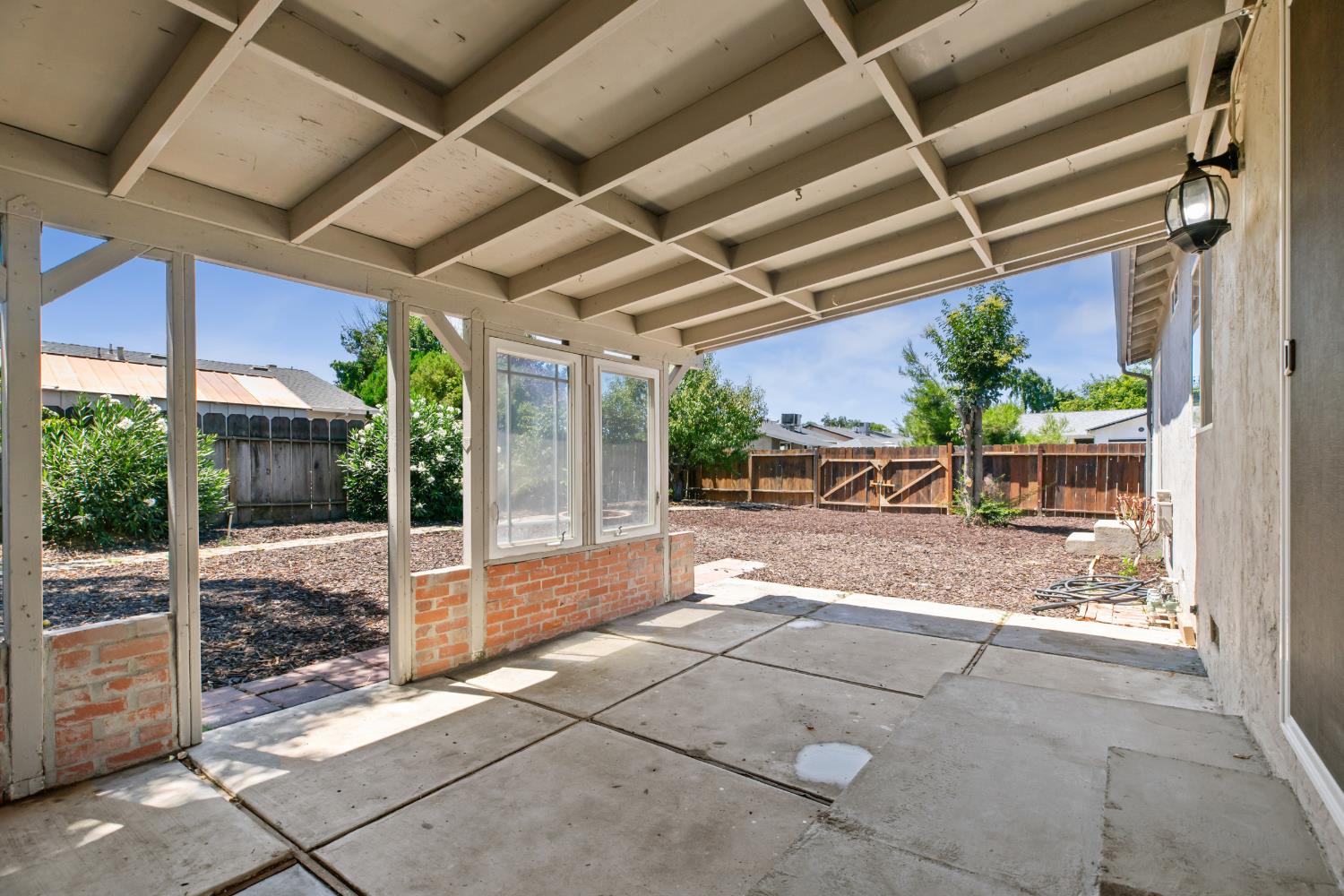 588 San Gabriel Ct, Manteca, CA 95336