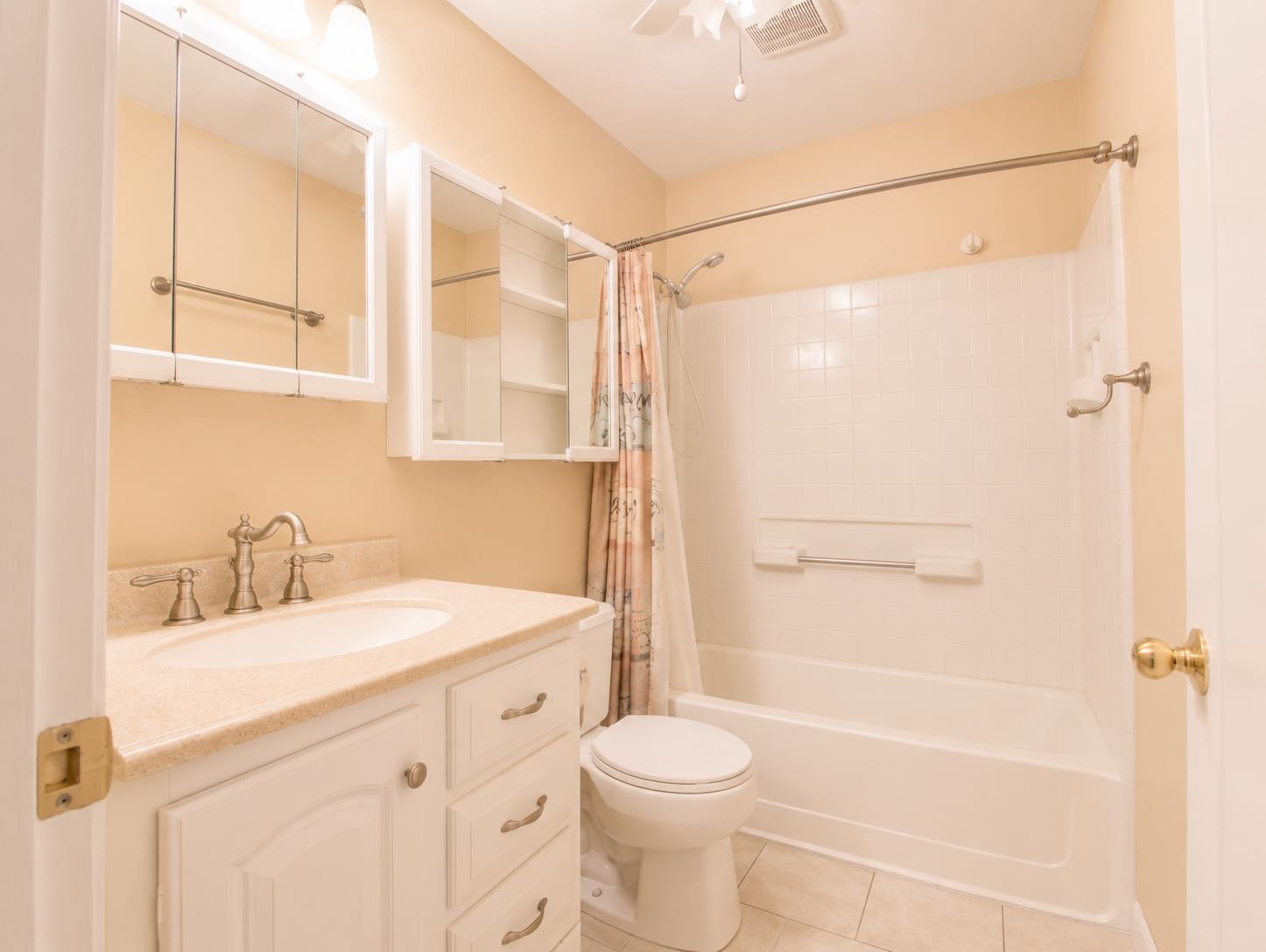 1132 Duck Blind Cir, Newman, CA 95360