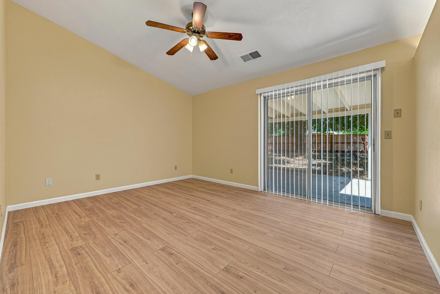 2554 Hays Dr, Merced, CA 95348