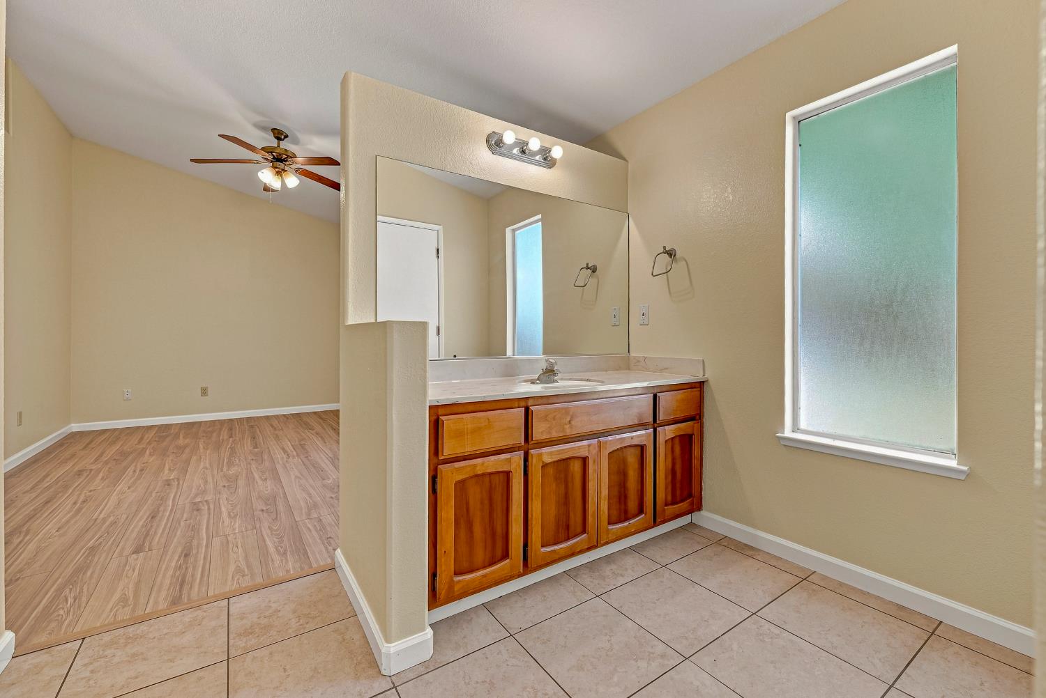 2554 Hays Dr, Merced, CA 95348