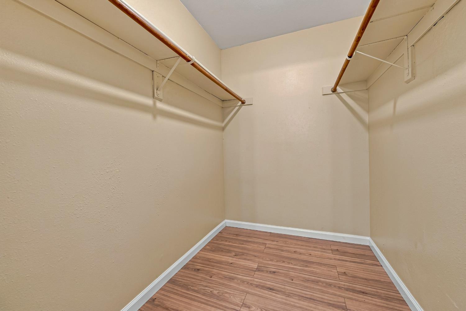 2554 Hays Dr, Merced, CA 95348