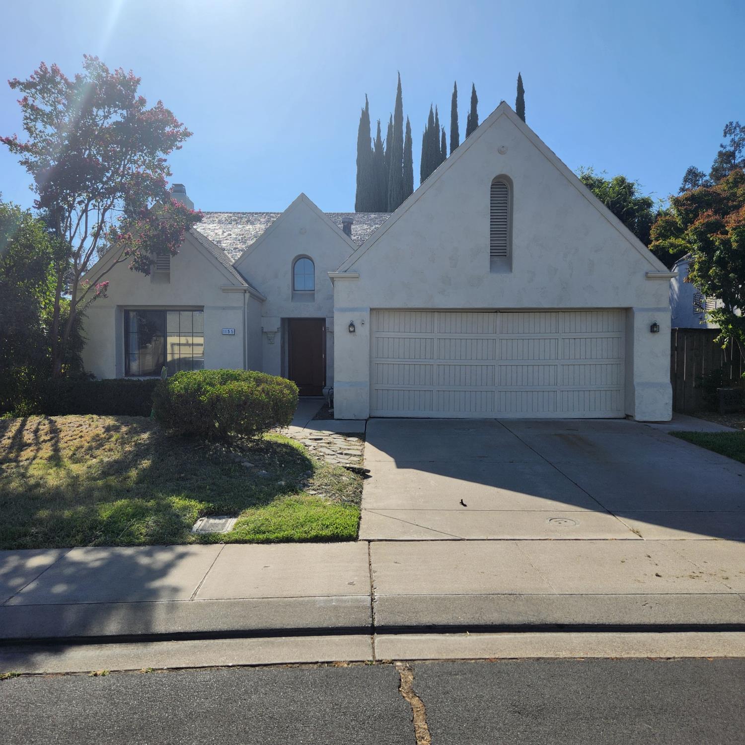 1155 Sonora Ave, Manteca, CA 95337