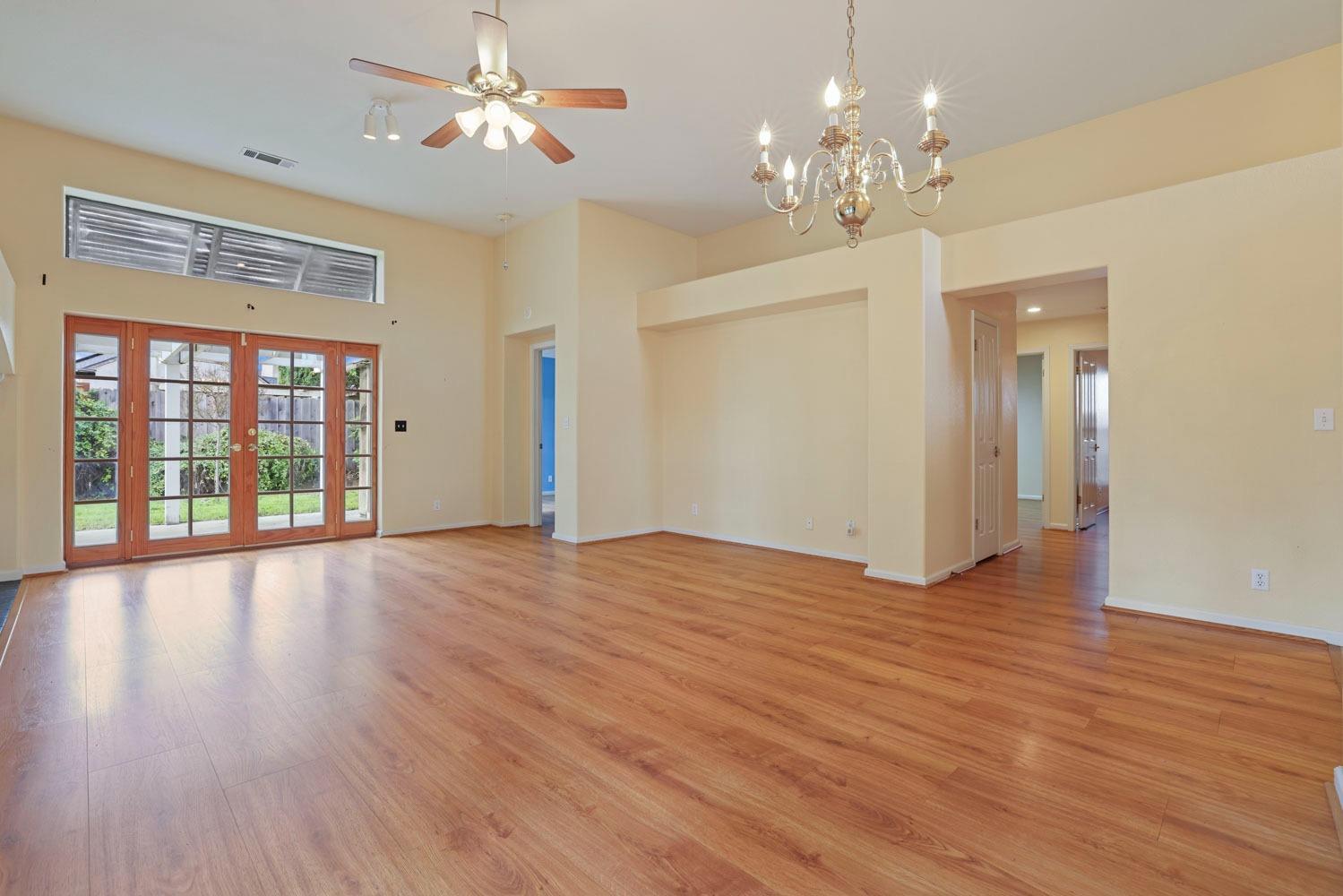 1155 Sonora Ave, Manteca, CA 95337