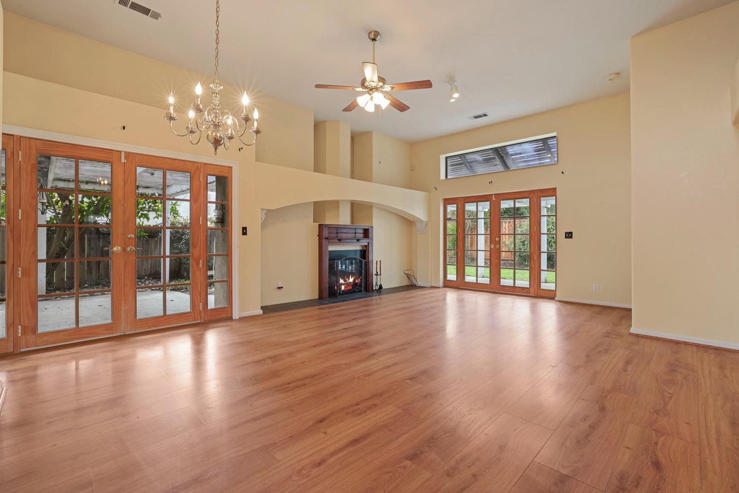 1155 Sonora Ave, Manteca, CA 95337