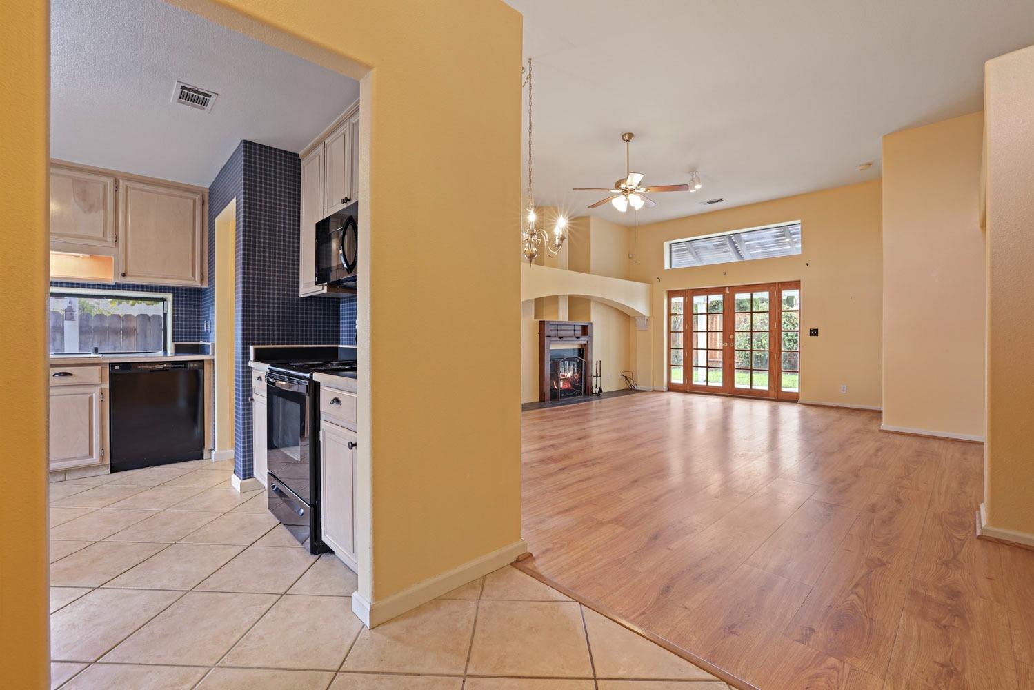 1155 Sonora Ave, Manteca, CA 95337
